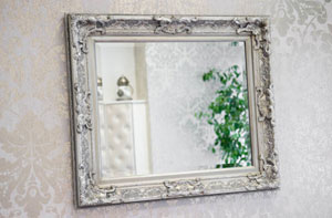 Mirror Hanging Addlestone (01932)